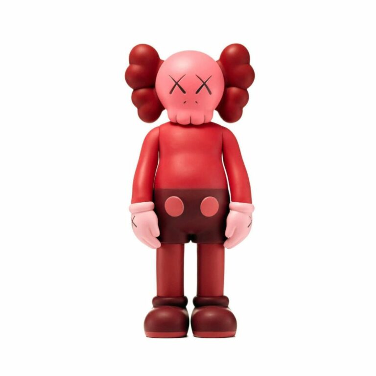 kaws-companion-red-rouge-figurine-paris-1