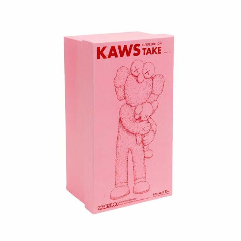 kaws-take-pink-rose-figurine-paris-4