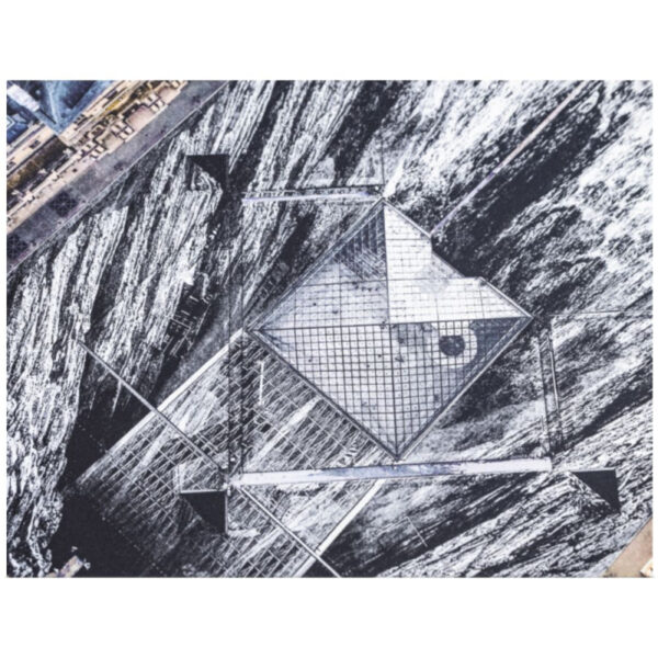 JR au Louvres et le secret de la grande pyramide, Diptyque – Image 3