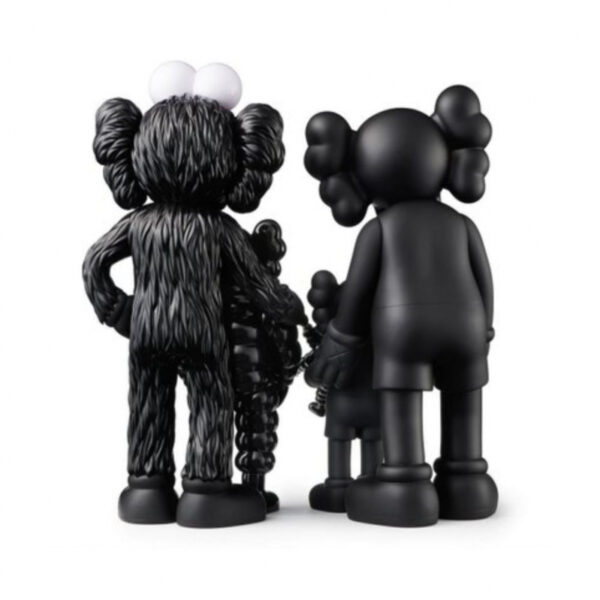 Family Black – Image 3