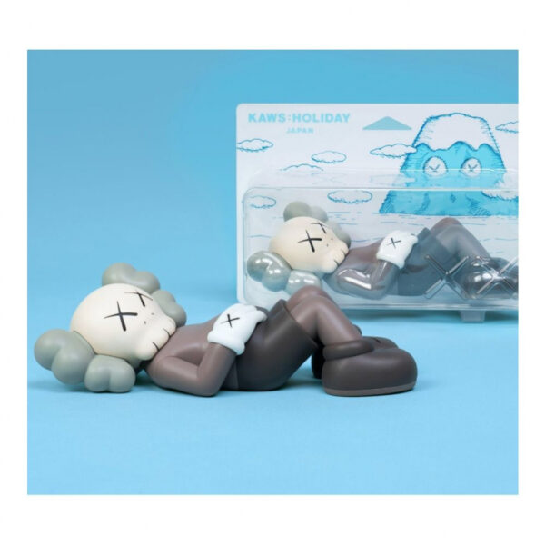 kaws holiday japan brown 1033 673cab04e6771.jpg