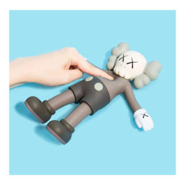 kaws holiday korea bath brown 1002 673cbc35bc9ae.jpg