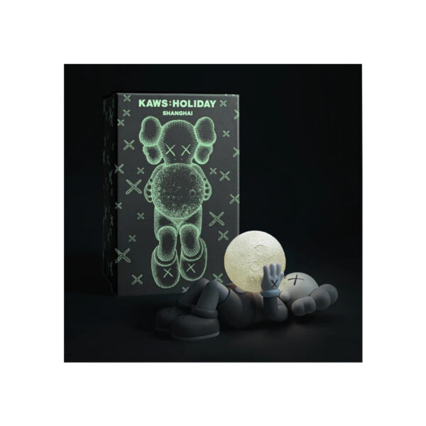kaws holiday shanghai grey 15864 67377d0010b31.jpg