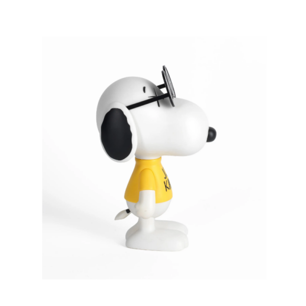 kaws peanuts joe snoopy white 17023 67488e2e3ac4c.png