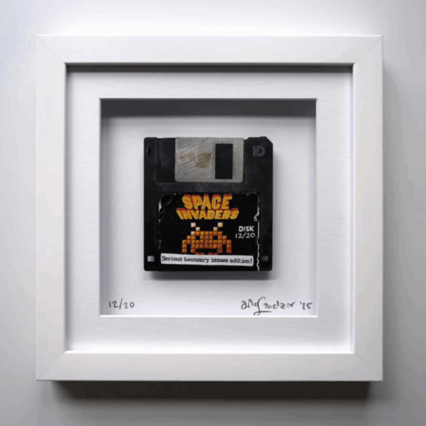 1b49e57394f622f2338e89e601ccbf8e arlo sinclair space invaders boudaries.png