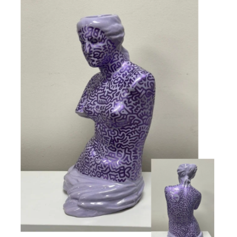 d3f1aa0dec3c4771b9f10caa9844222d vase statue.png